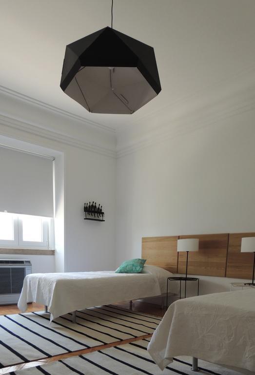 71 Castilho Guest House Лиссабон Номер фото